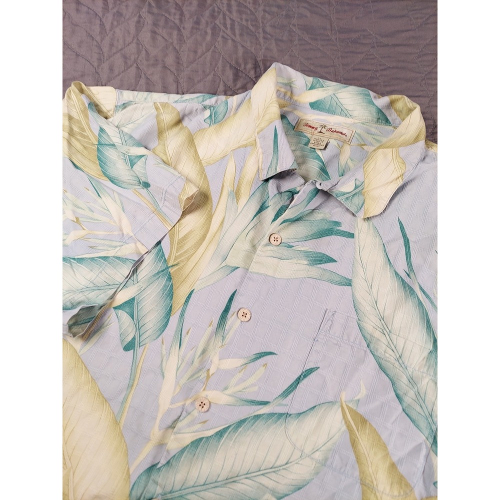 Tommy Bahama Hawaiian Shirt Mens XL 100% Silk Floral Tropical Blue Green Relaxed